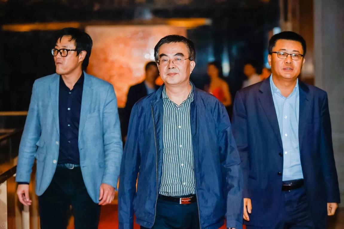 AC47FB8D9D0DA481840F1D3C07F8446D