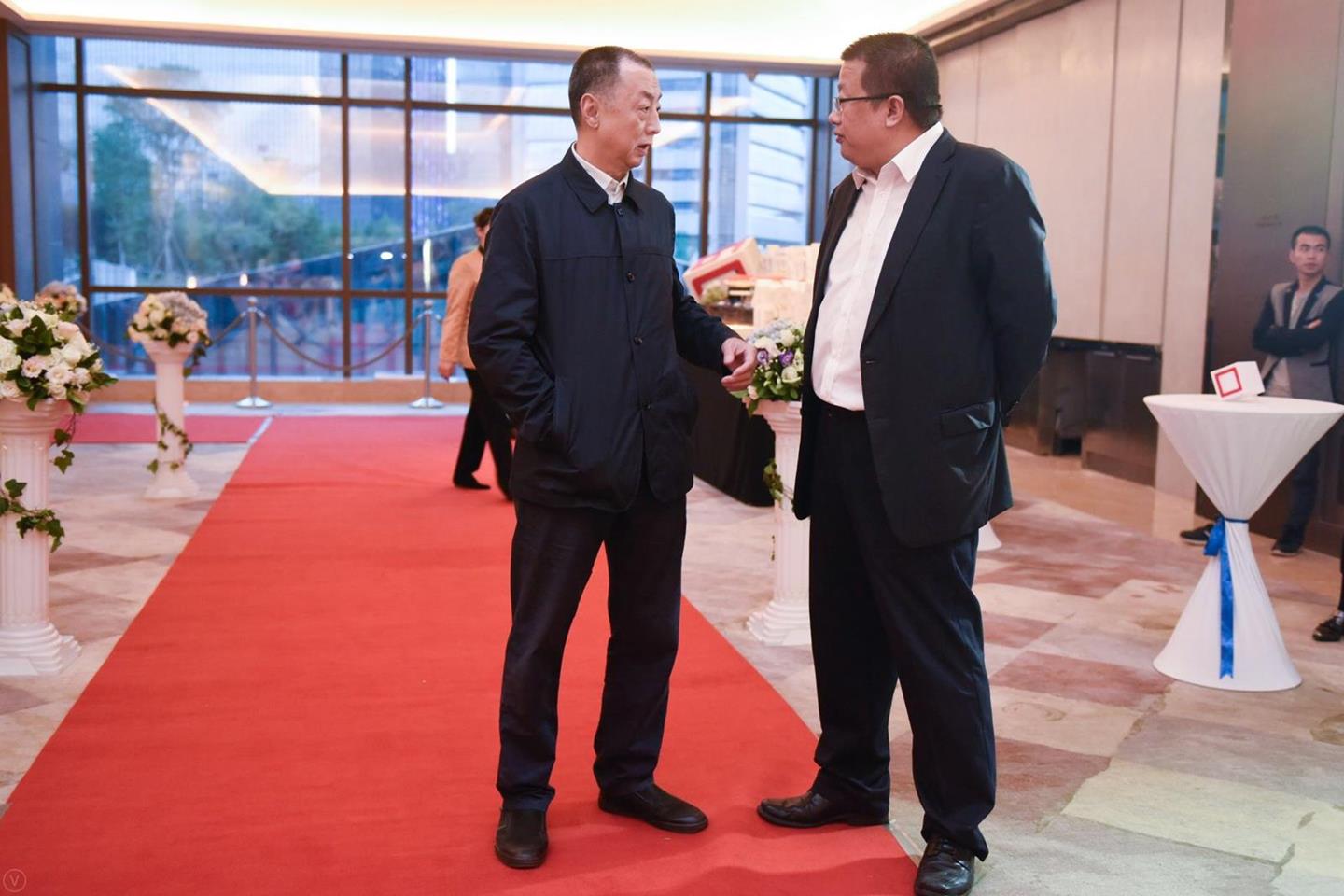 890D7CDF2DB5FA97796BA77BBB7A785E