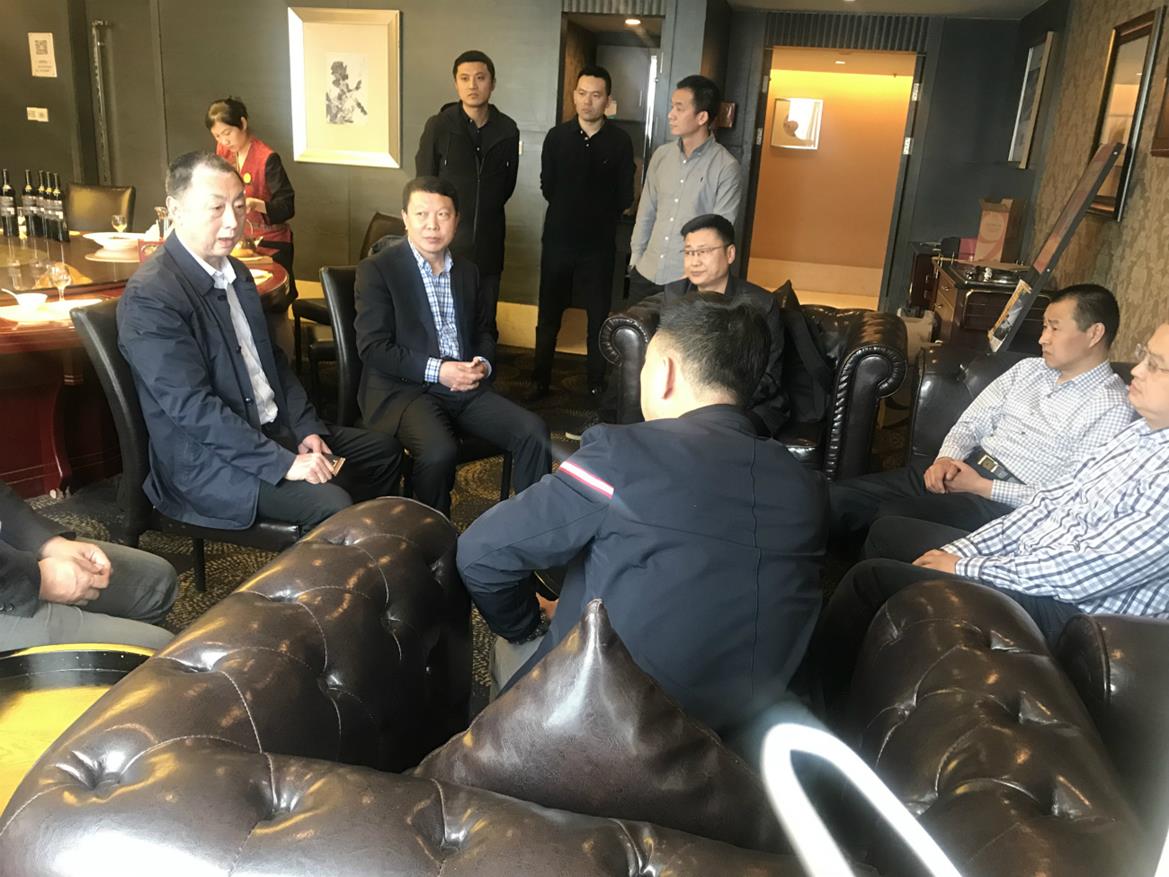 2103EF0AACF548EA743834AD05E4E772_meitu_9