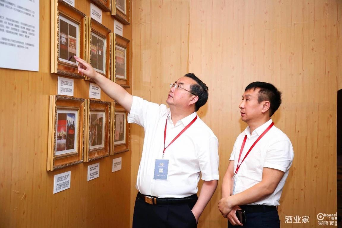 C7DD5E8A017E955395469BE324577B96